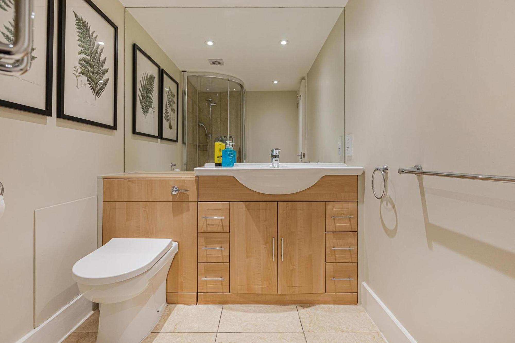 Stylish Studio In Kensington Лондон Екстер'єр фото